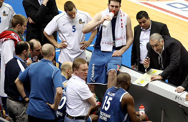 高了自己的 高了自己的